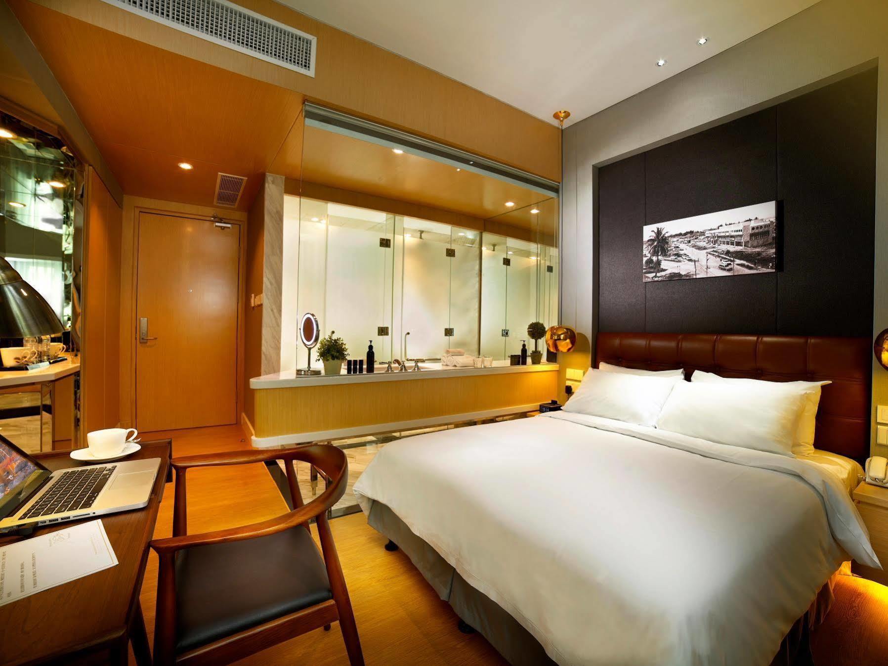 คิงวูด บูทิก โฮเต็ล Hotel มีรี ภายนอก รูปภาพ